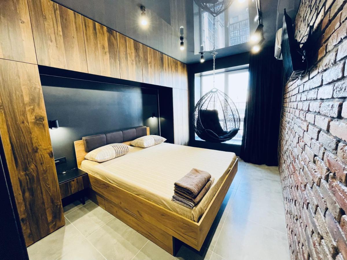 Loft В River Park З Джакузі Dnipro Esterno foto